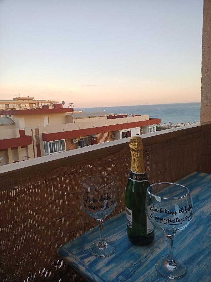 Sweet Home Benalmadena, Estudio Con Vistas Al Mar Y Excelente Conexion Wifi, Para No Fumadores, Con Piscinas, Sea Views, With Swimming Pools, Completely Renovated, Ideal For Older People, Bright With Morning Sun, No Smoking ภายนอก รูปภาพ